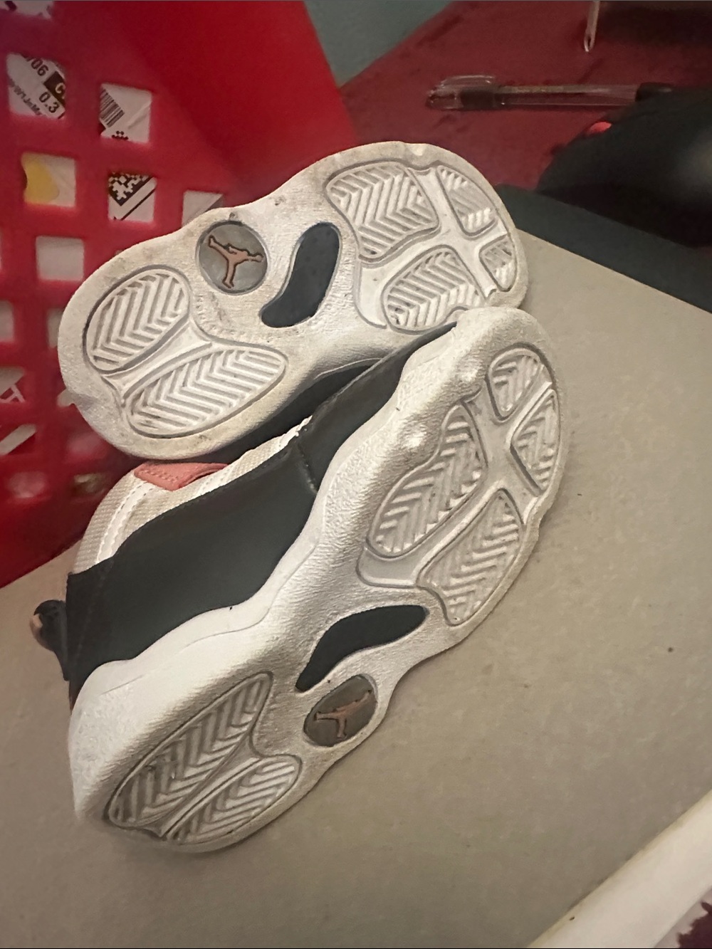 Jordan Kids White, Black and Pink Low-Top Sneakers - Picture 4 of 5